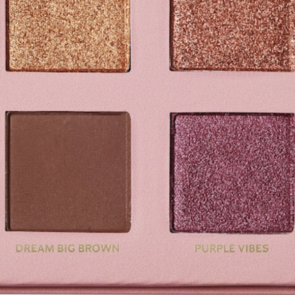 Limited-Edition Mary Kay ® Warm Hues Eye Shadow Palette - Picture 12 of 16